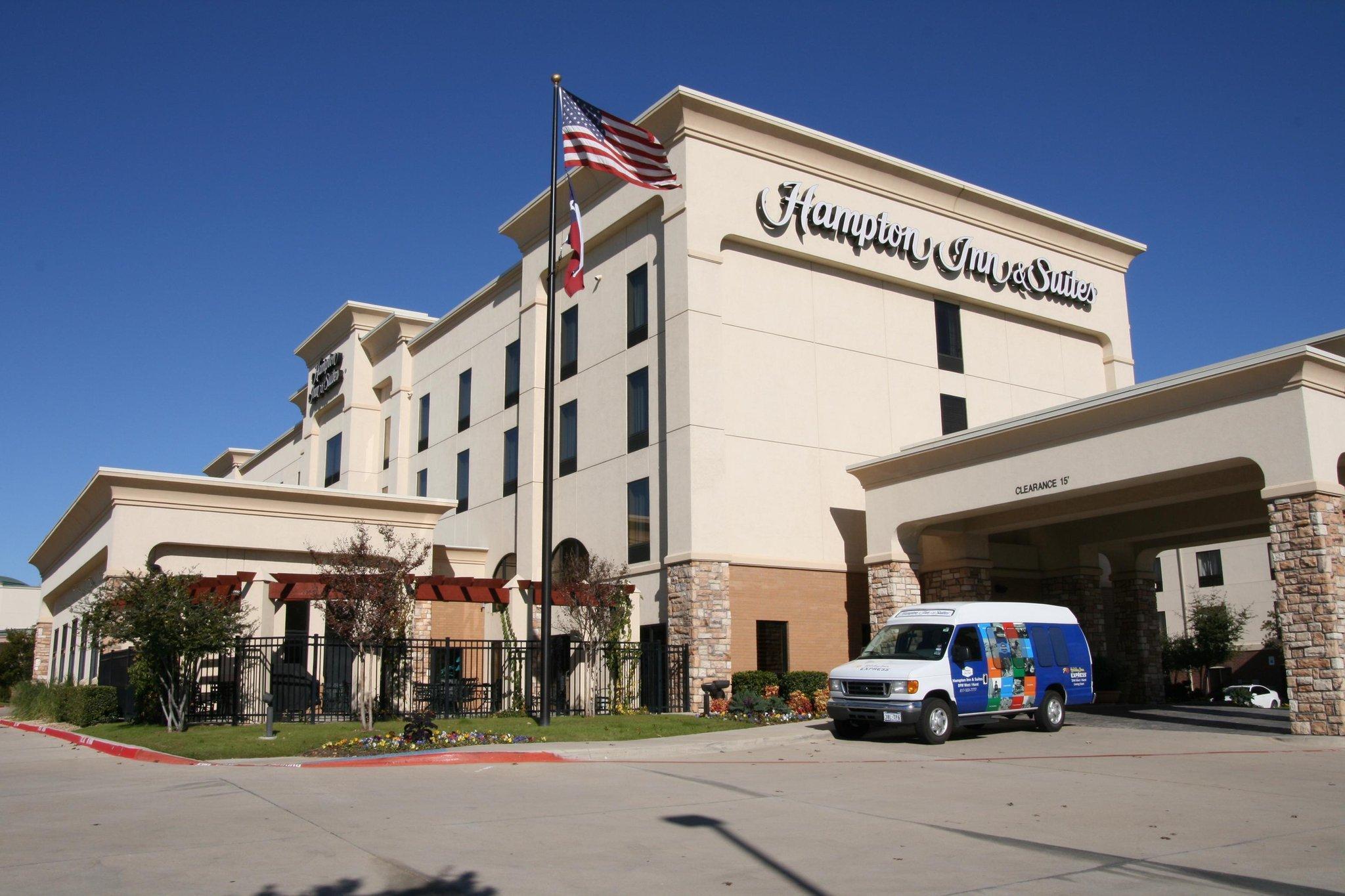 Hampton Inn & Suites Dallas-Dfw Airport Херст Экстерьер фото